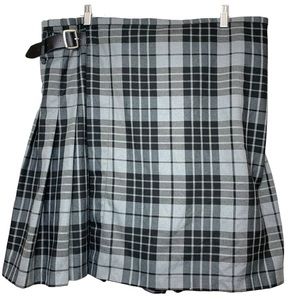 The Kilt co Tartan Kilt Skirt Black Gray Leather Buckle Sz 42/44 Scottish Celtic